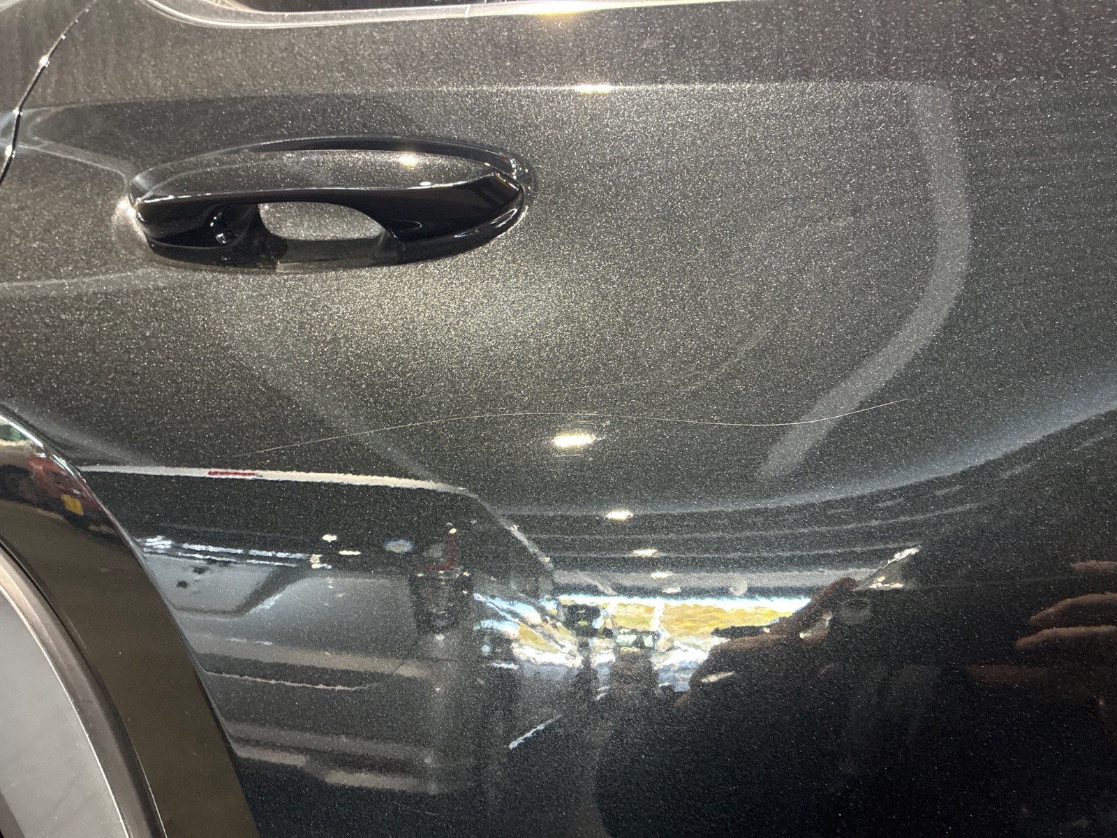 キズ・ヘコミ_26