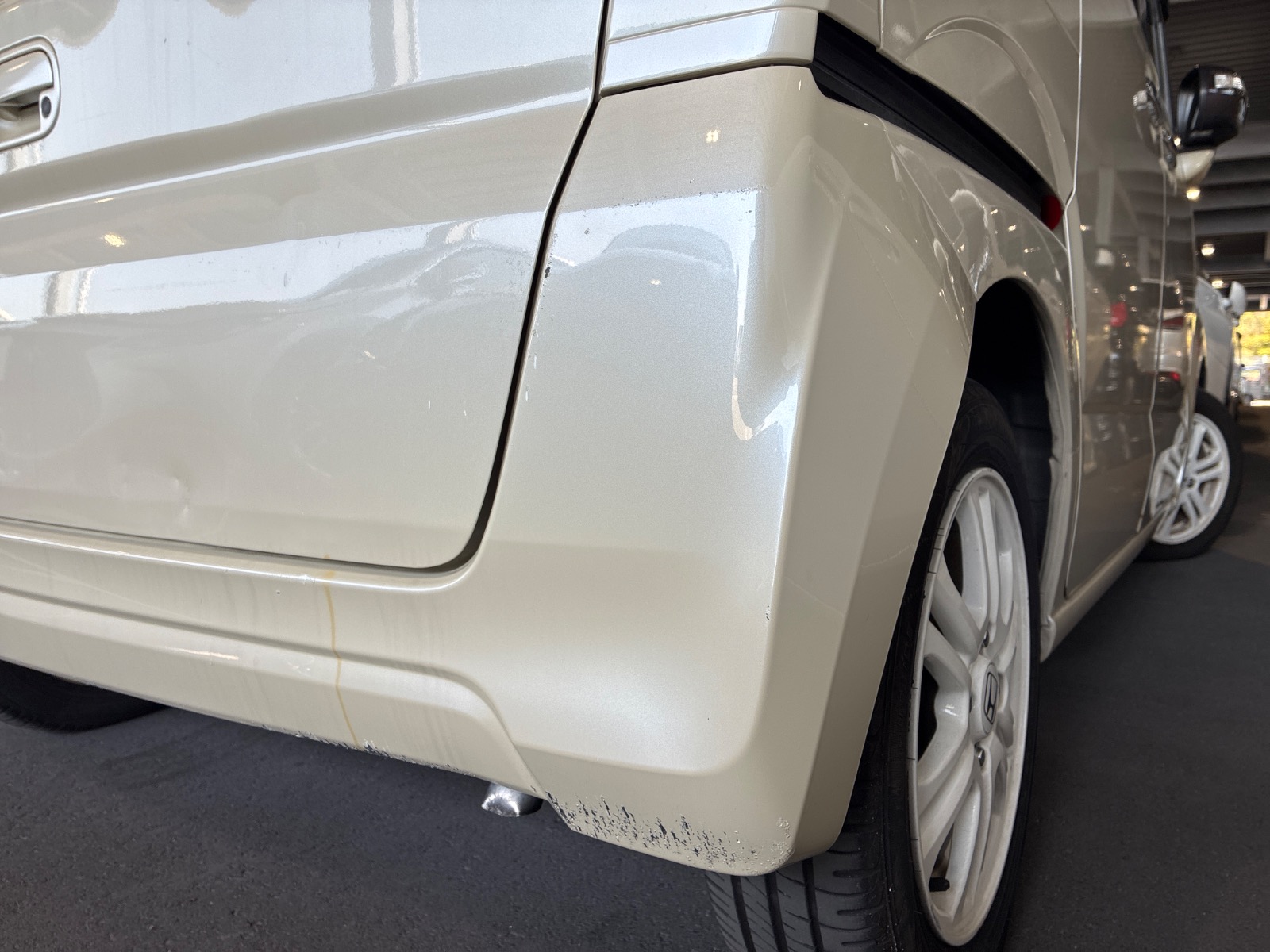 キズ・ヘコミ_56