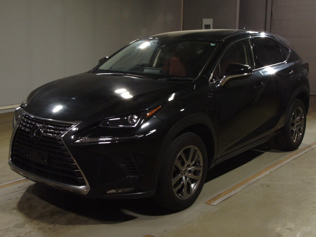 レクサス NX300 ヒョウジュンシャ