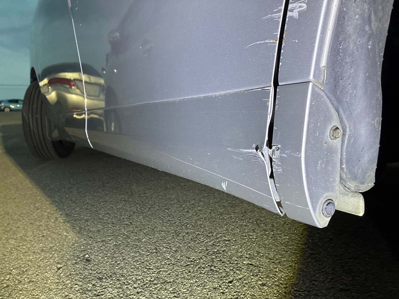 キズ・ヘコミ_25