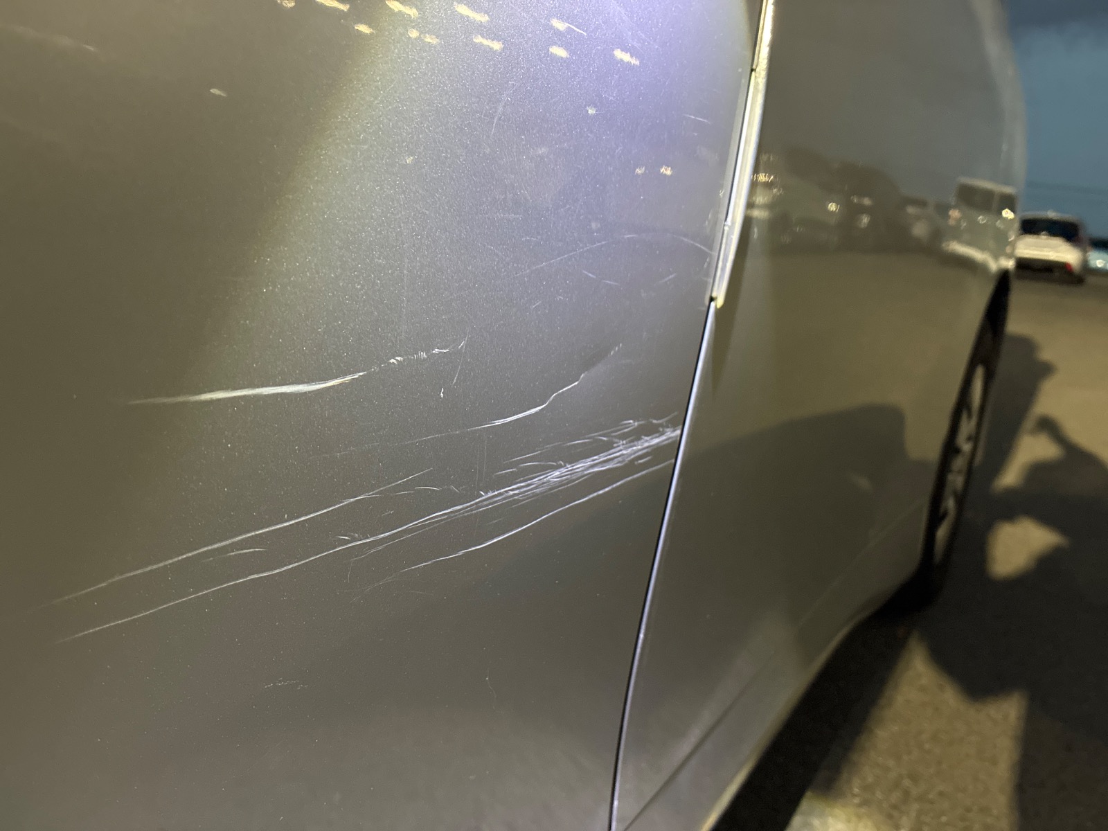 キズ・ヘコミ_27