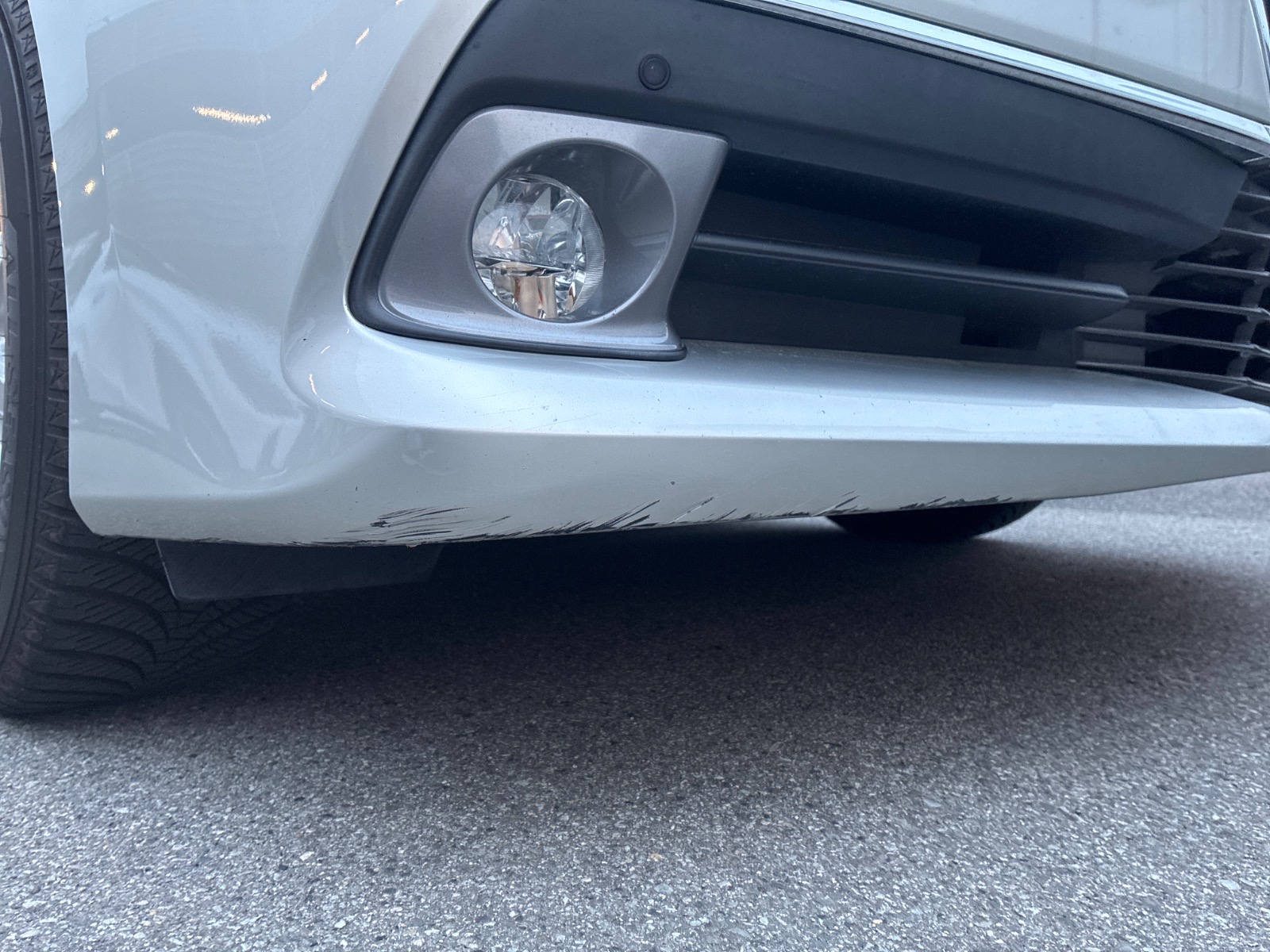 キズ・ヘコミ_06