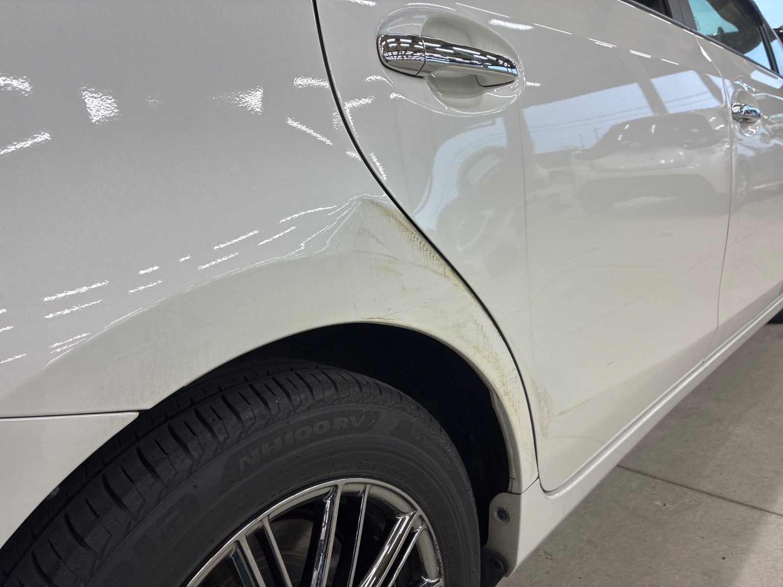 キズ・ヘコミ_40