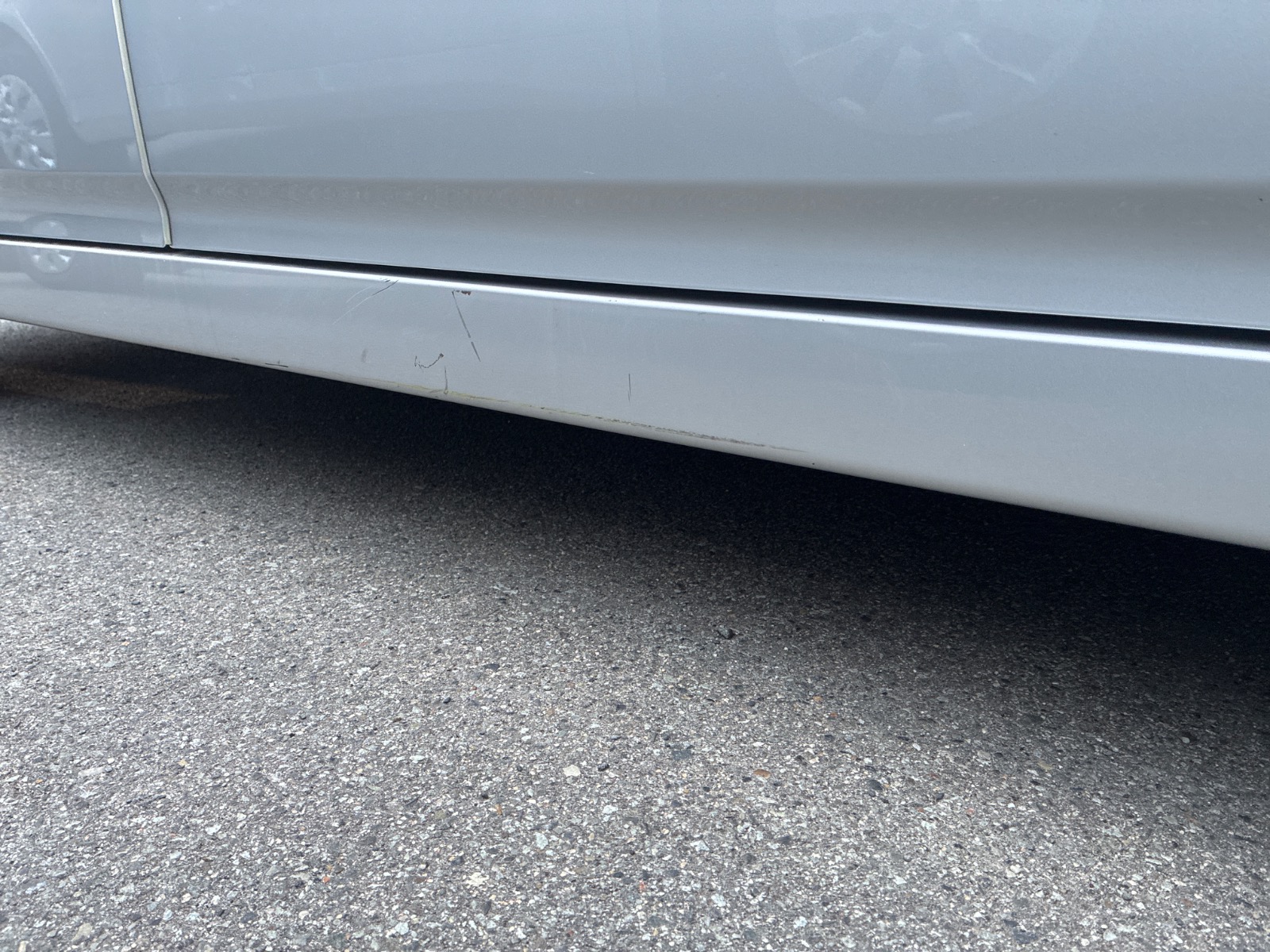 キズ・ヘコミ_22