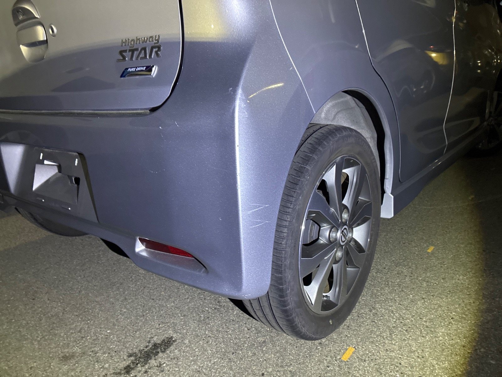 キズ・ヘコミ_56