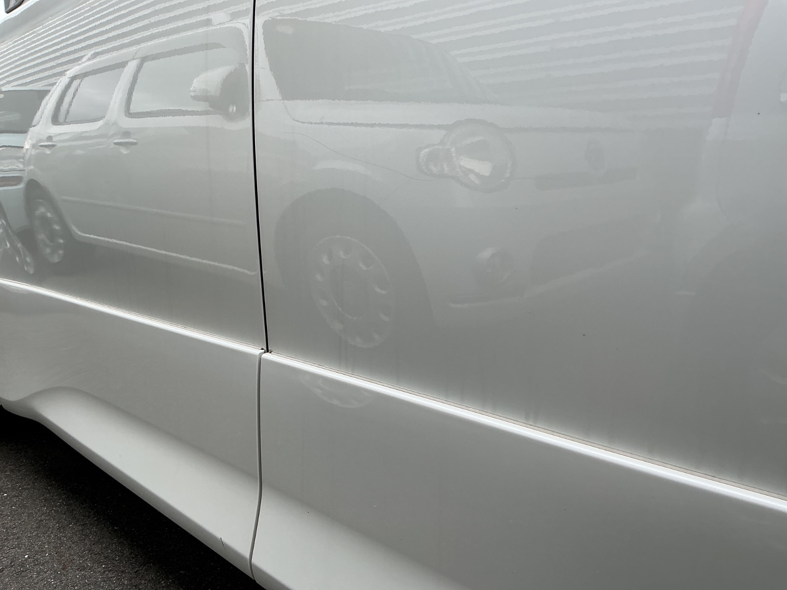 キズ・ヘコミ_24