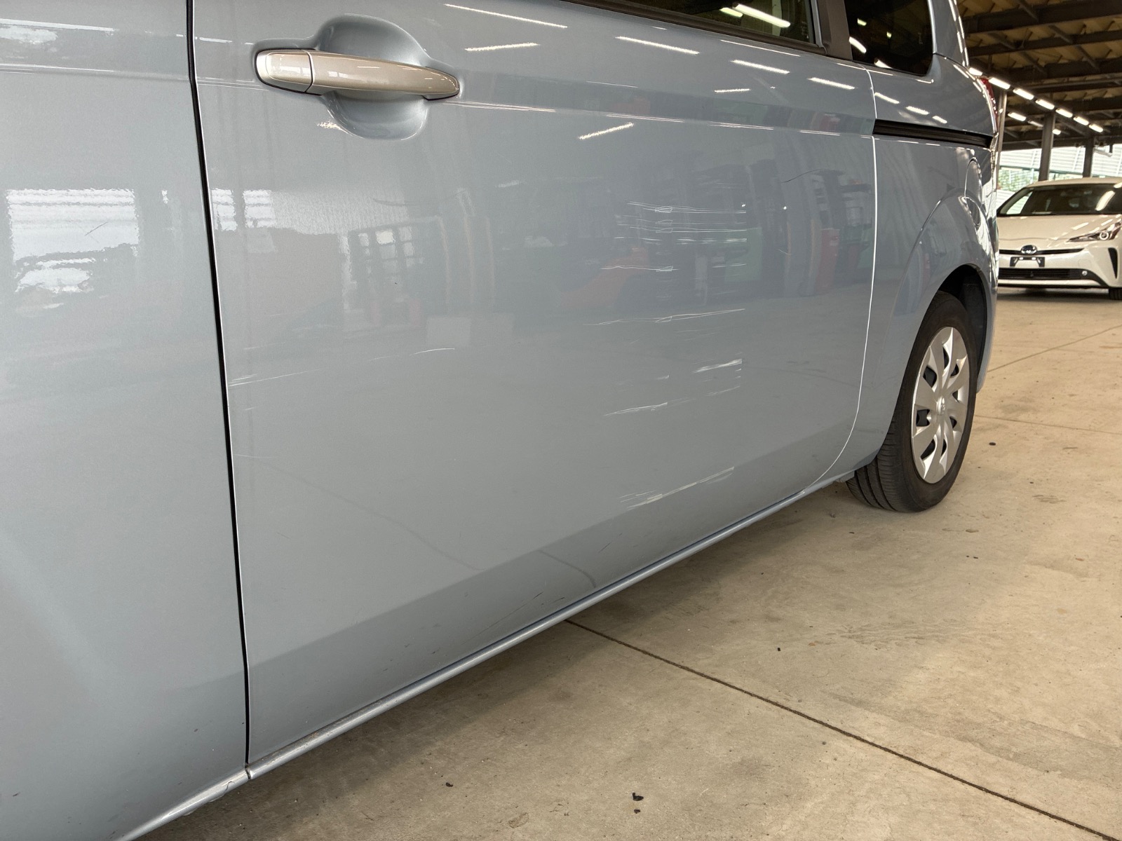 キズ・ヘコミ_16