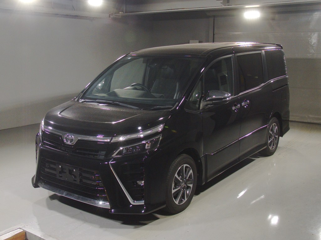 トヨタ ヴォクシー MULTIUTILITY