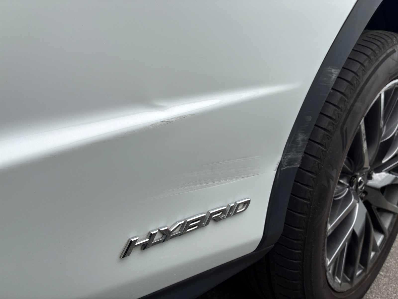 キズ・ヘコミ_25