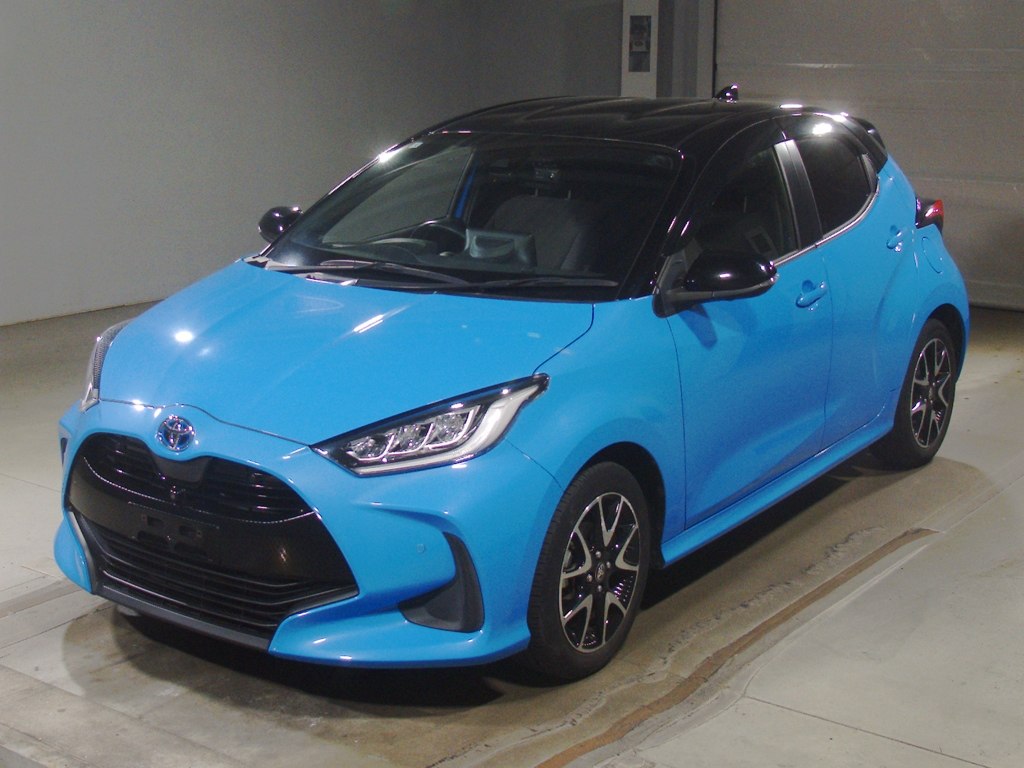 トヨタ ヤリスHV Z