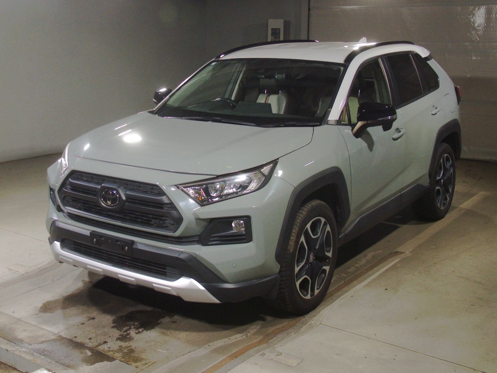 トヨタ RAV4 アドベンチャー