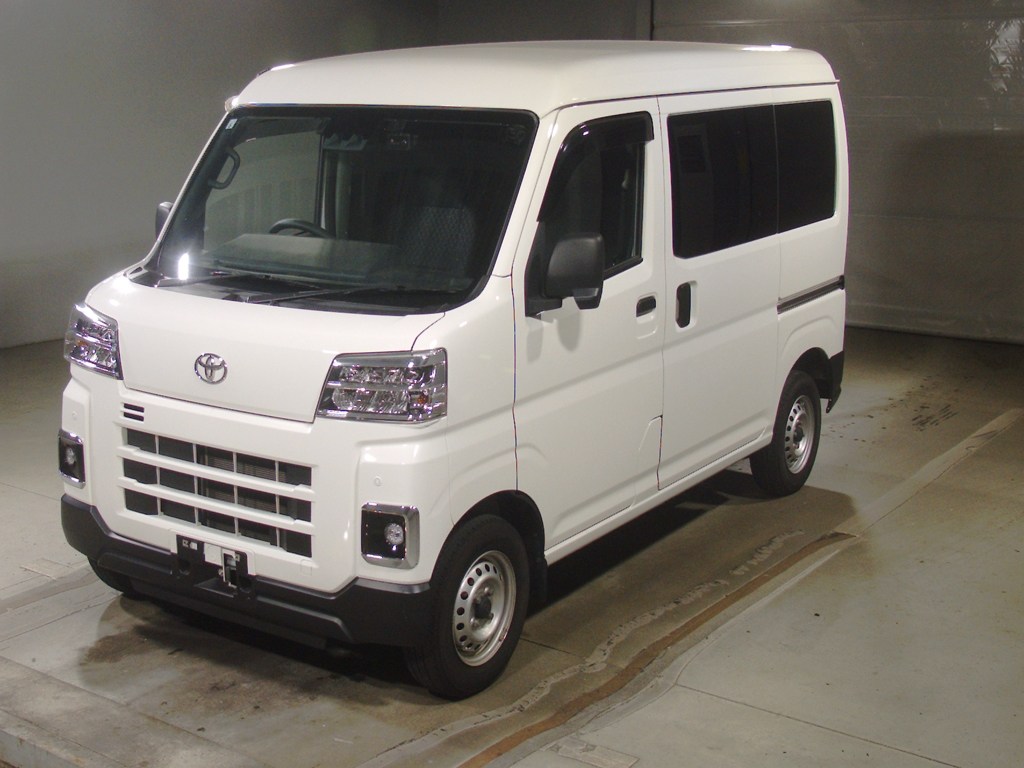 トヨタ ピクシスバン デラックス