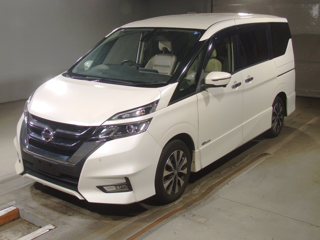 日産 セレナHV ハイウェイスター Vセレクシ