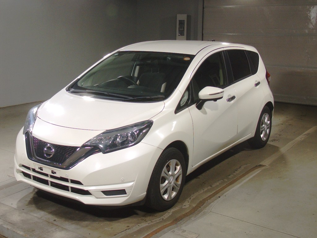 日産 ノート X