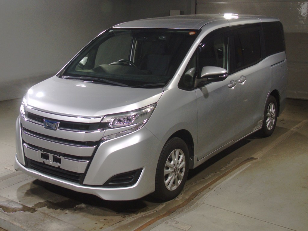 トヨタ ノアHV X