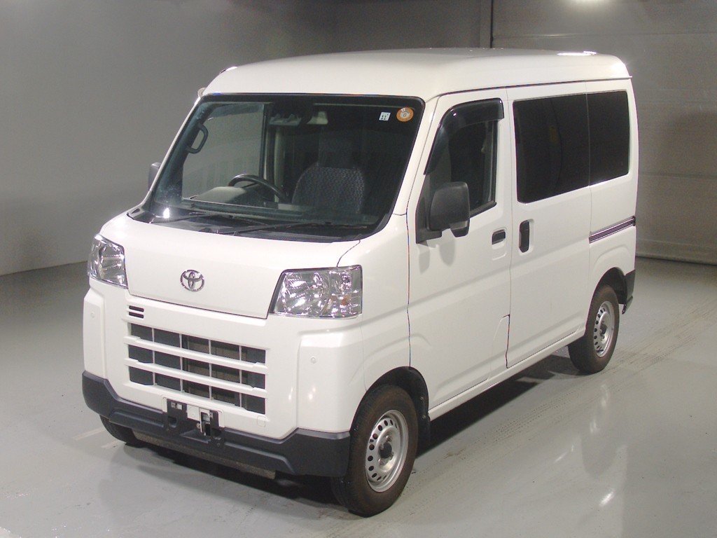 トヨタ ピクシスバン デラックス
