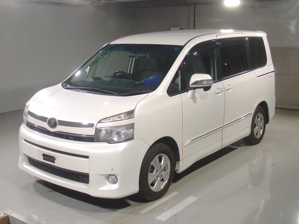 トヨタ ヴォクシー V