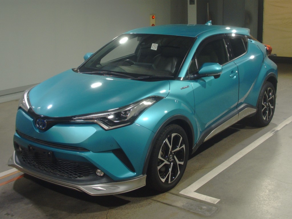 トヨタ C-HR HEV G