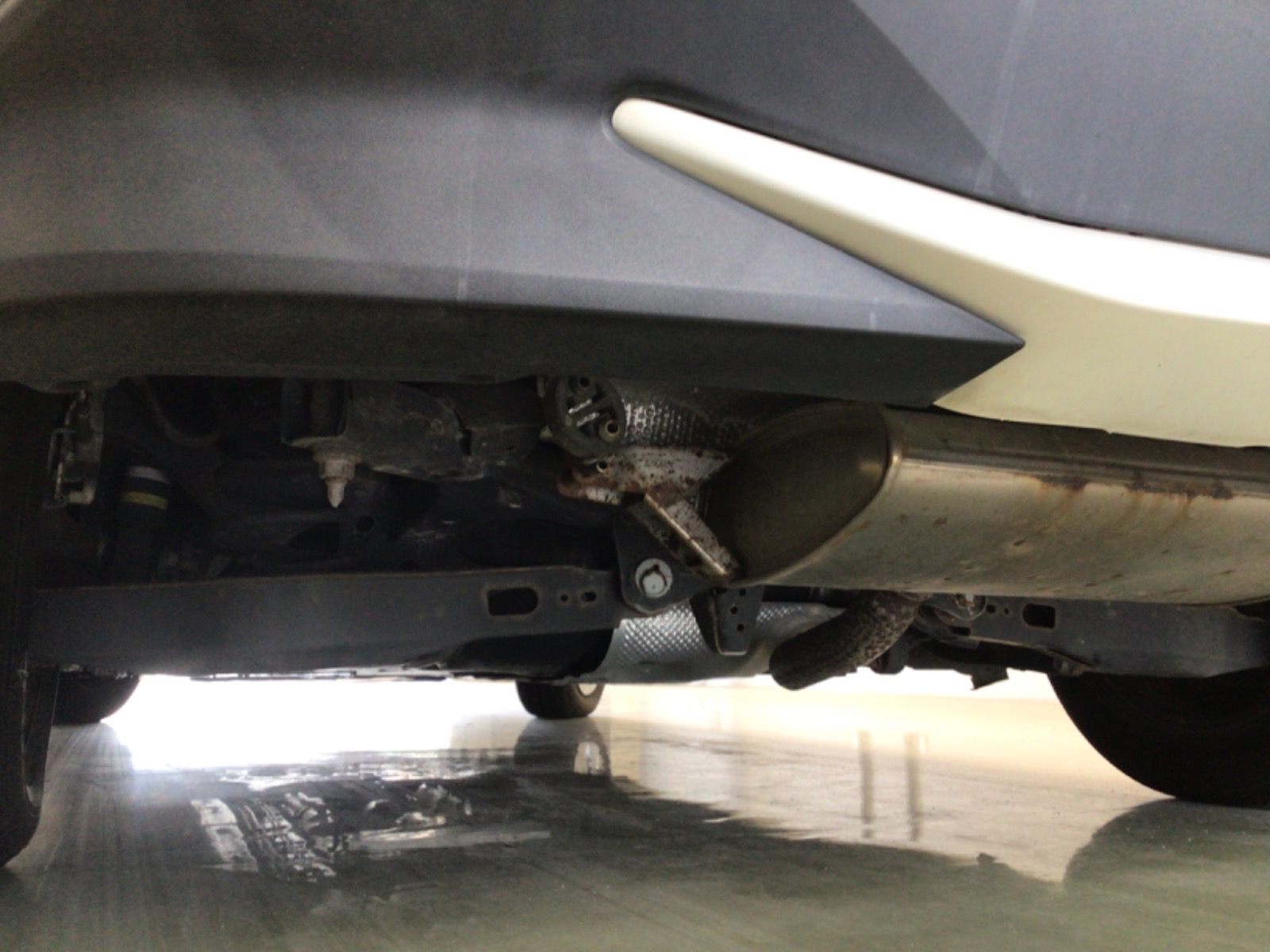 キズ・ヘコミ_65