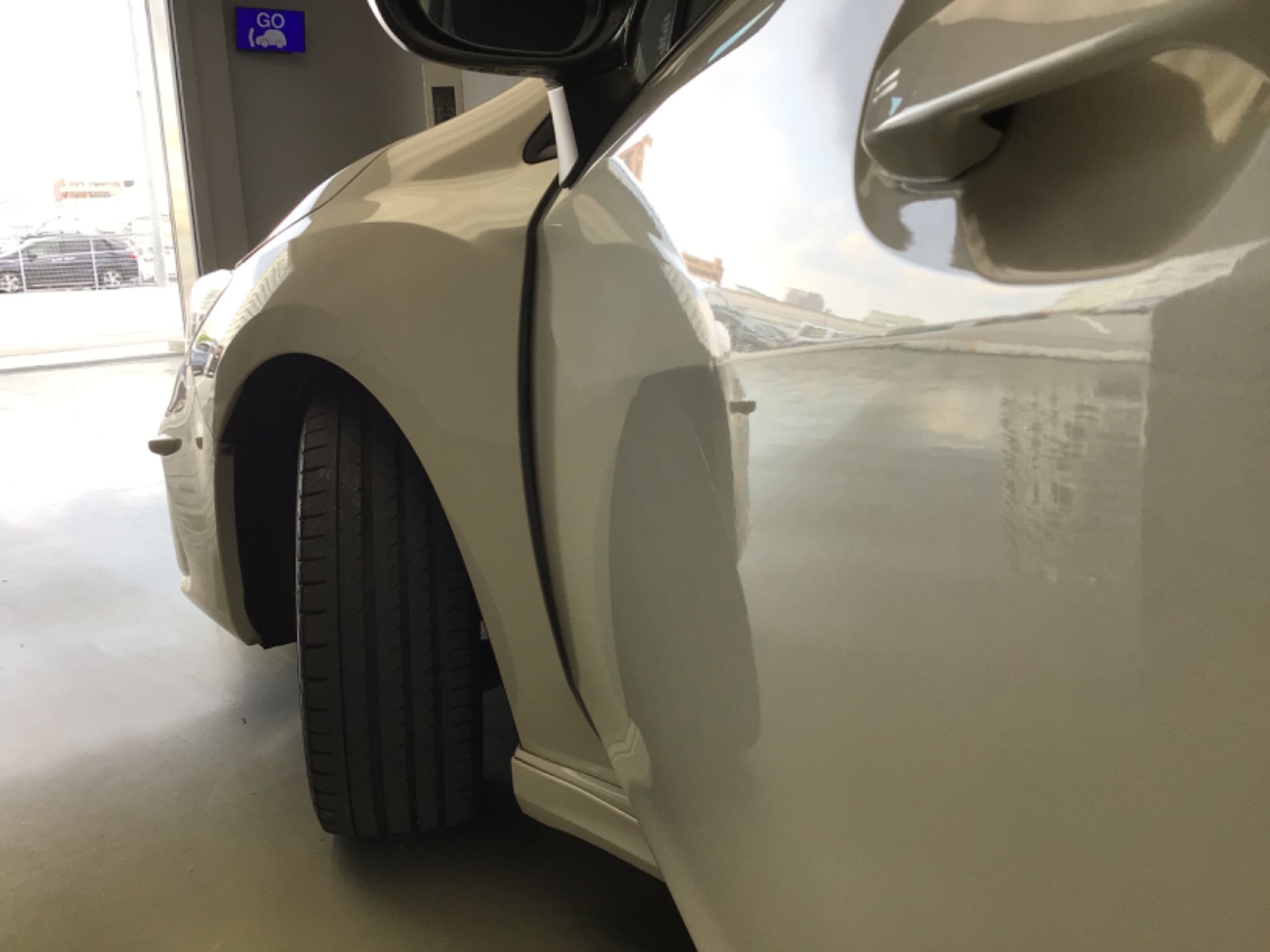 キズ・ヘコミ_17