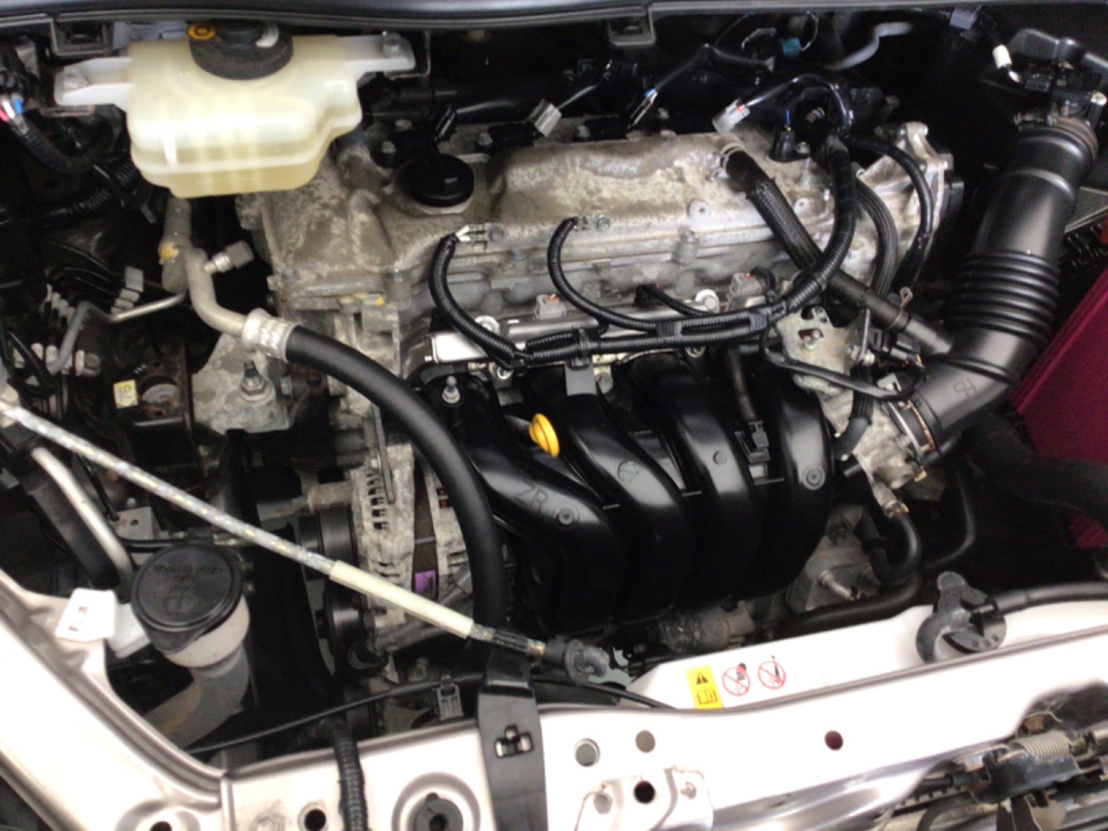 キズ・ヘコミ_64