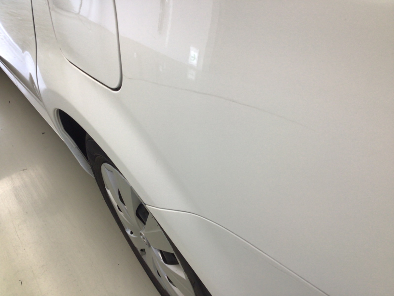 キズ・ヘコミ_39