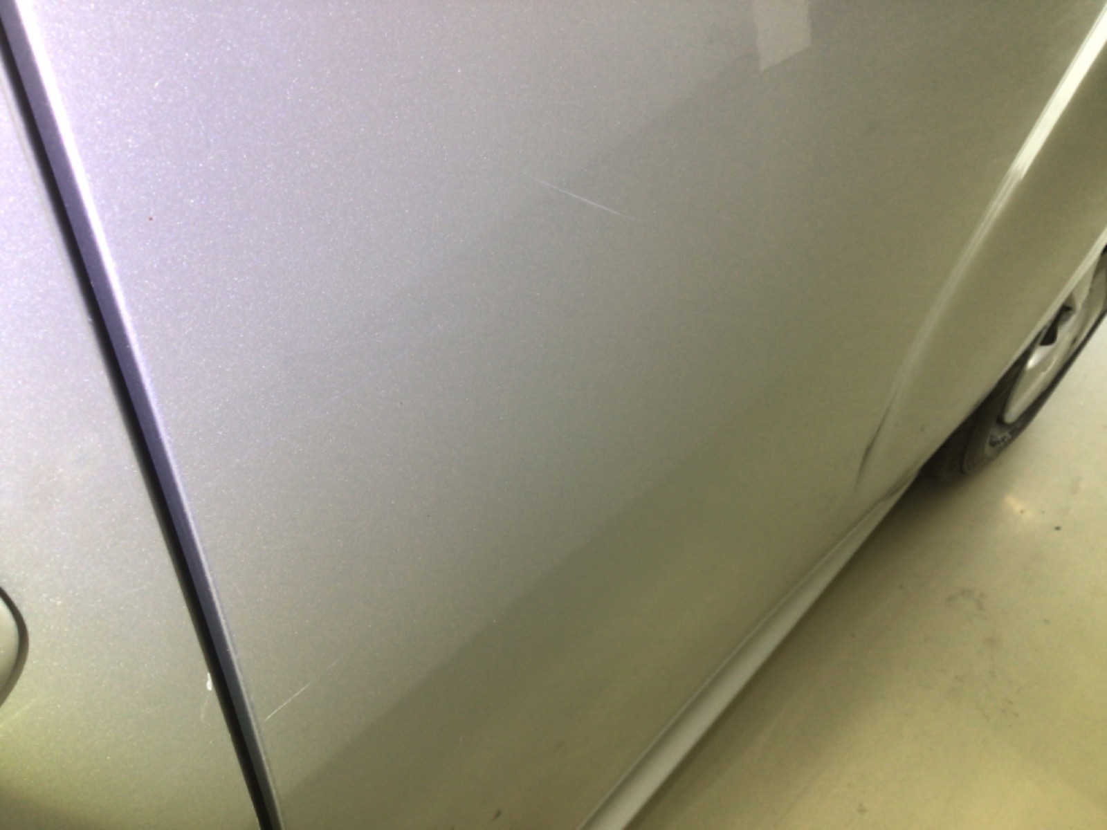 キズ・ヘコミ_24