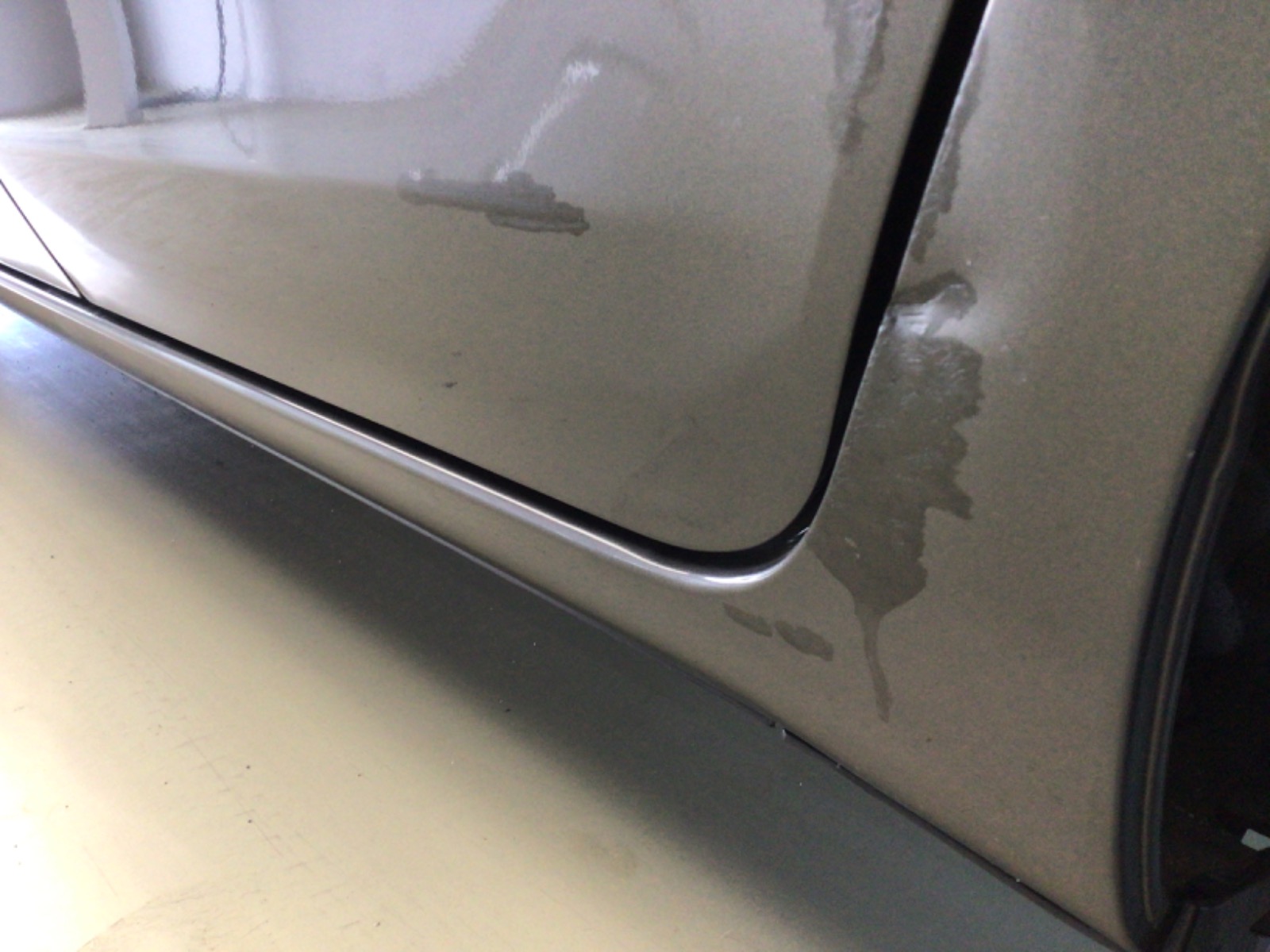 キズ・ヘコミ_38