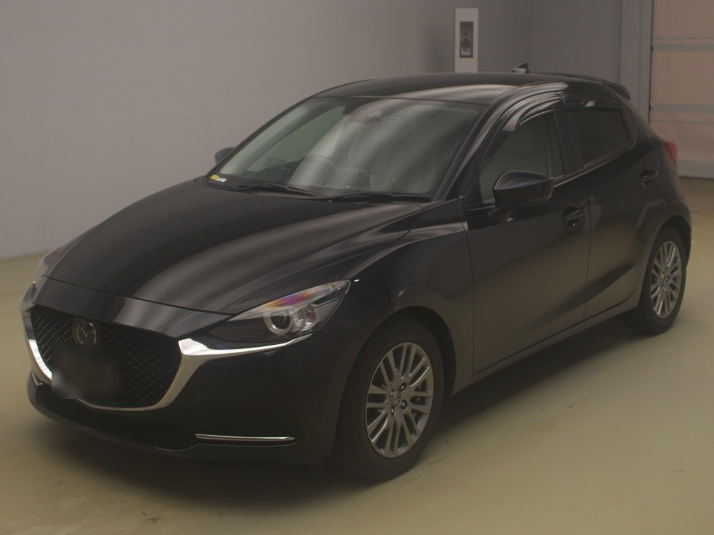 マツダ MAZDA2 15S ホワイトコンフォー
