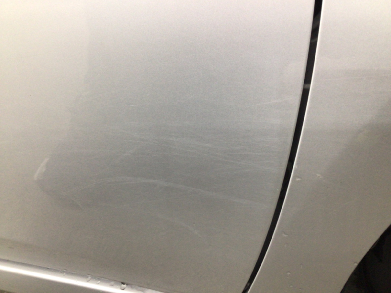 キズ・ヘコミ_18