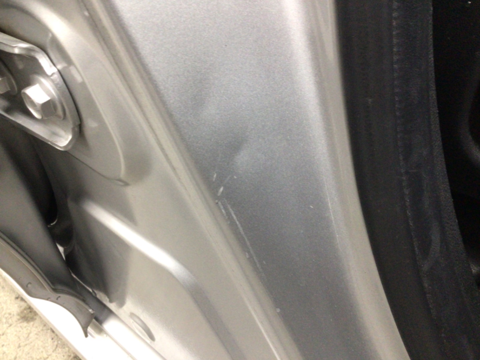 キズ・ヘコミ_33