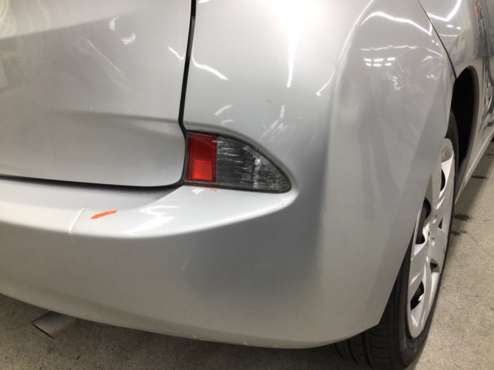 キズ・ヘコミ_56