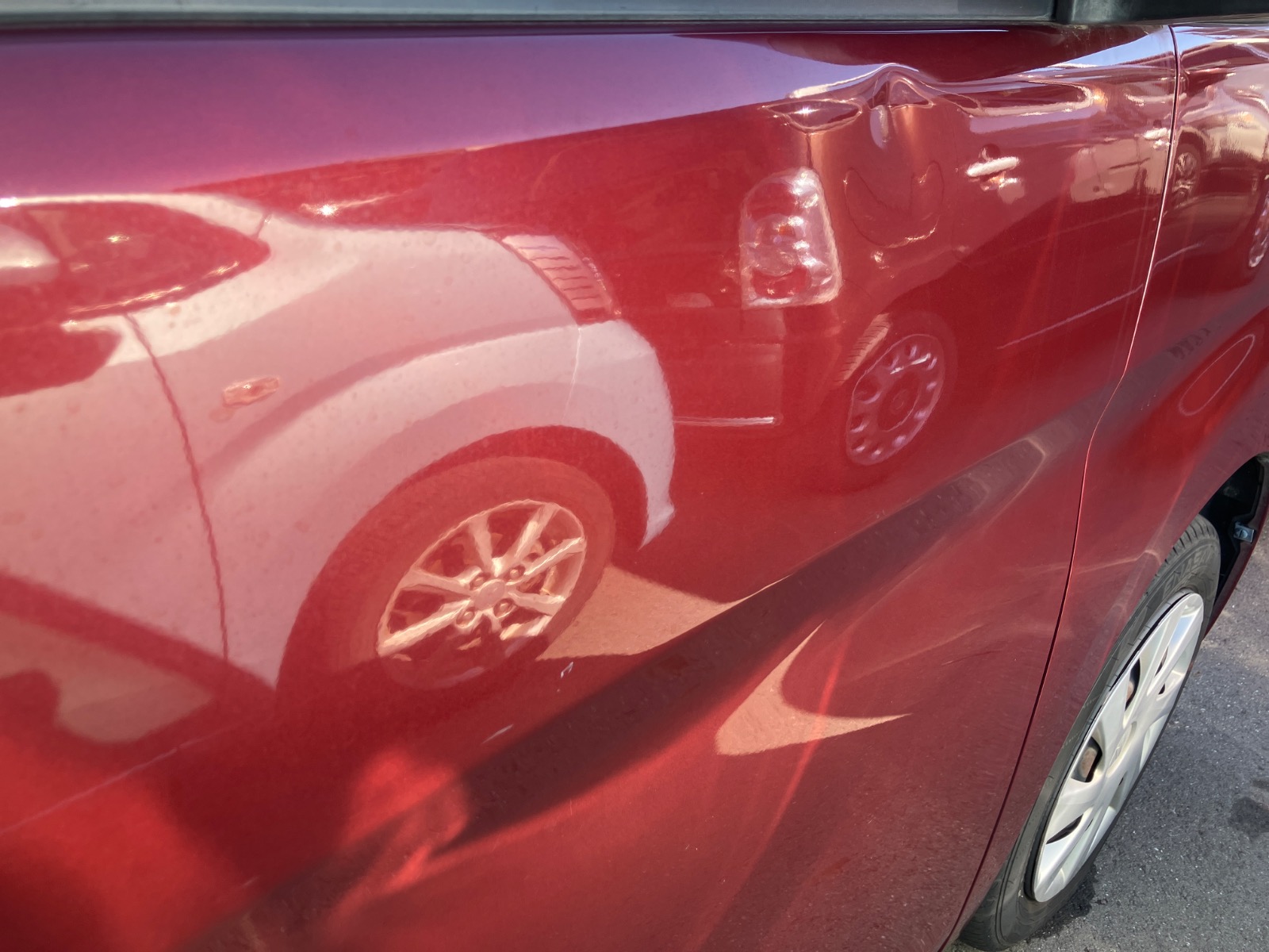 キズ・ヘコミ_18