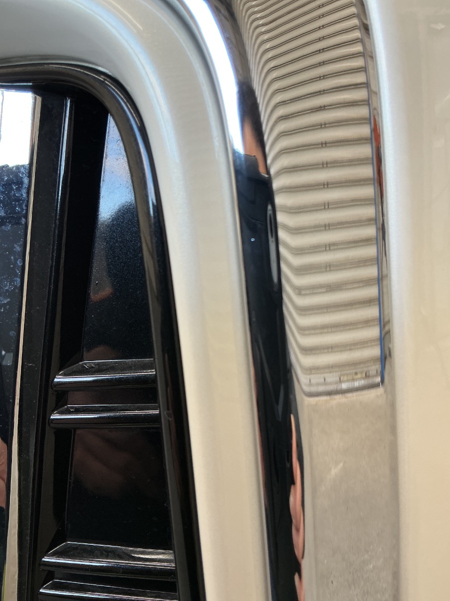 キズ・ヘコミ_05