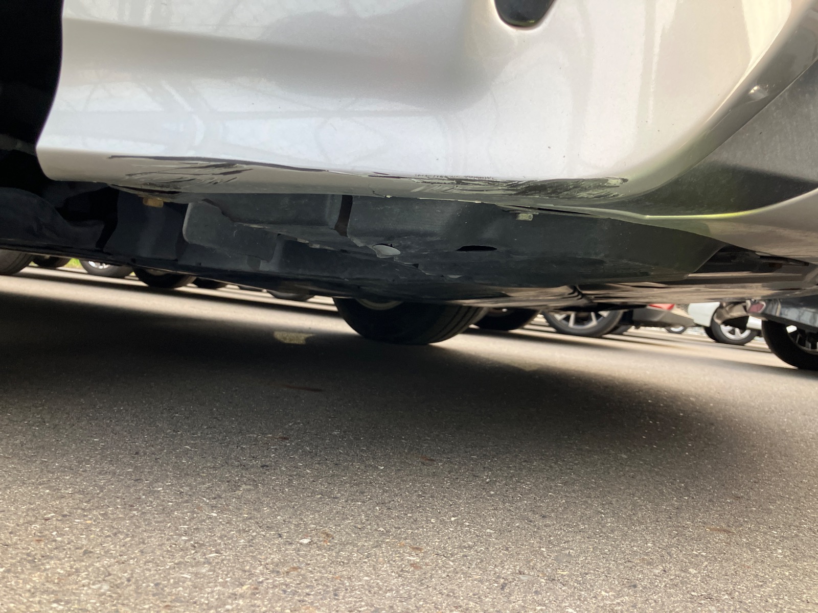 キズ・ヘコミ_06