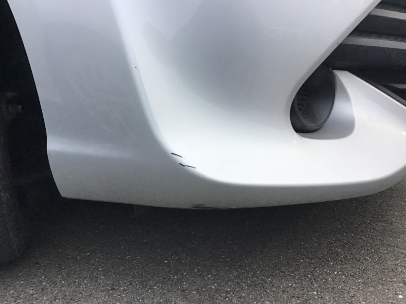 キズ・ヘコミ_06