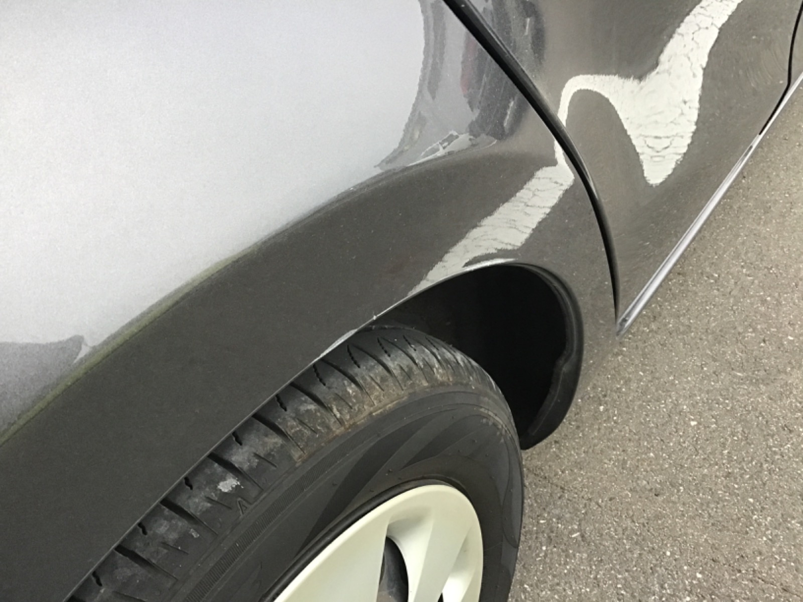 キズ・ヘコミ_40