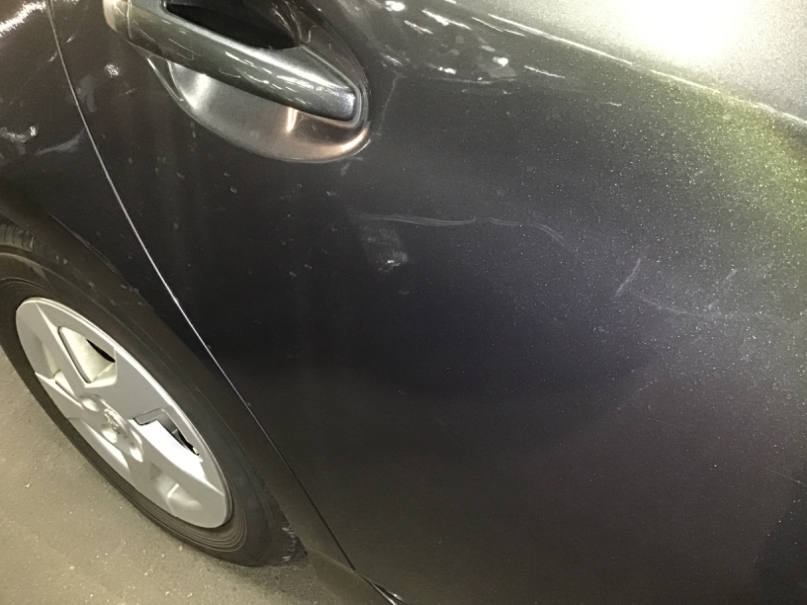 キズ・ヘコミ_26