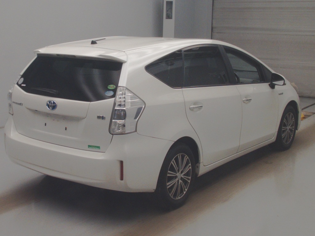 プリウスアルファ Sチューンブラック