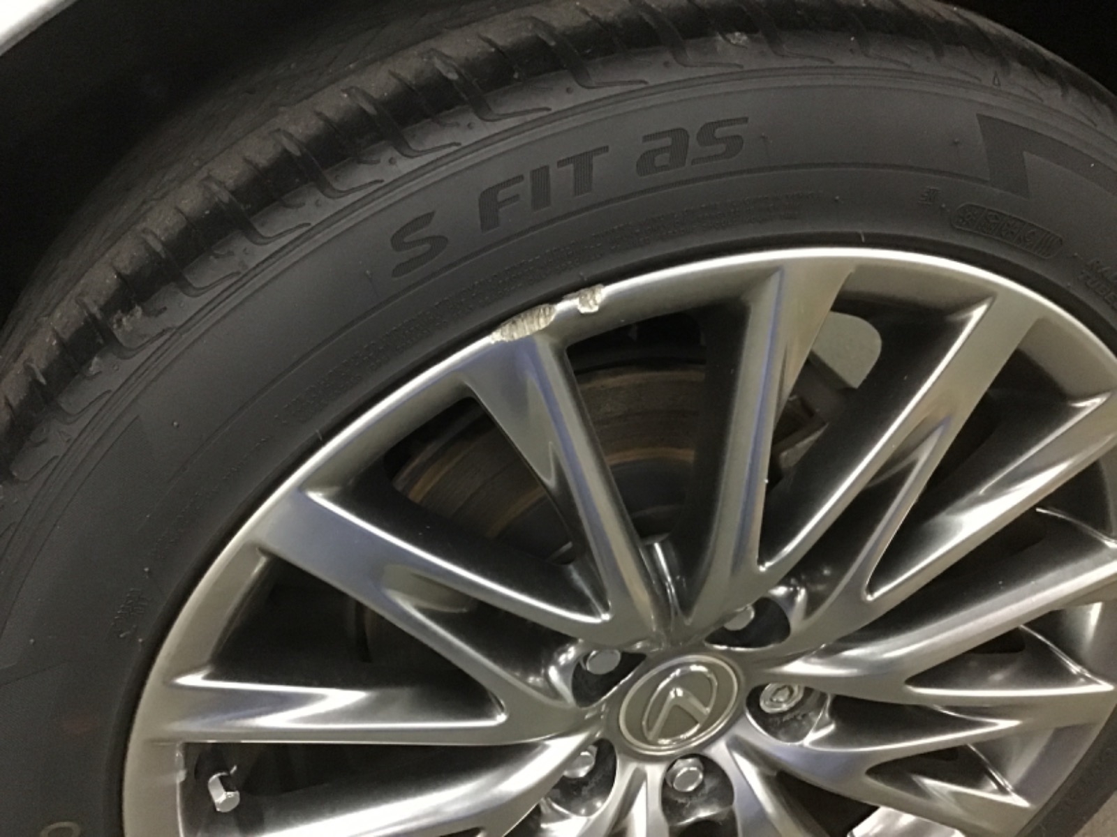 キズ・ヘコミ_61