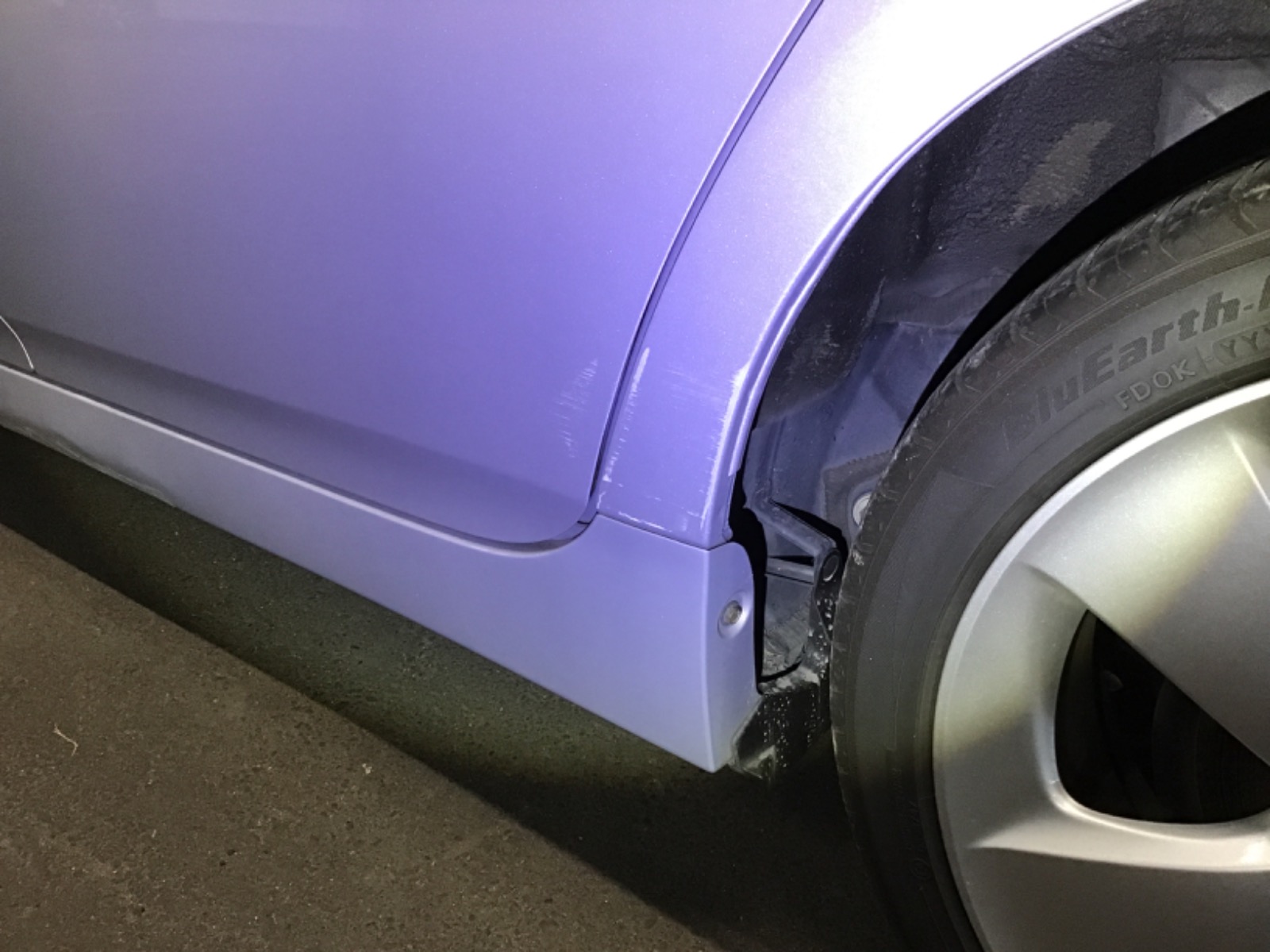 キズ・ヘコミ_25