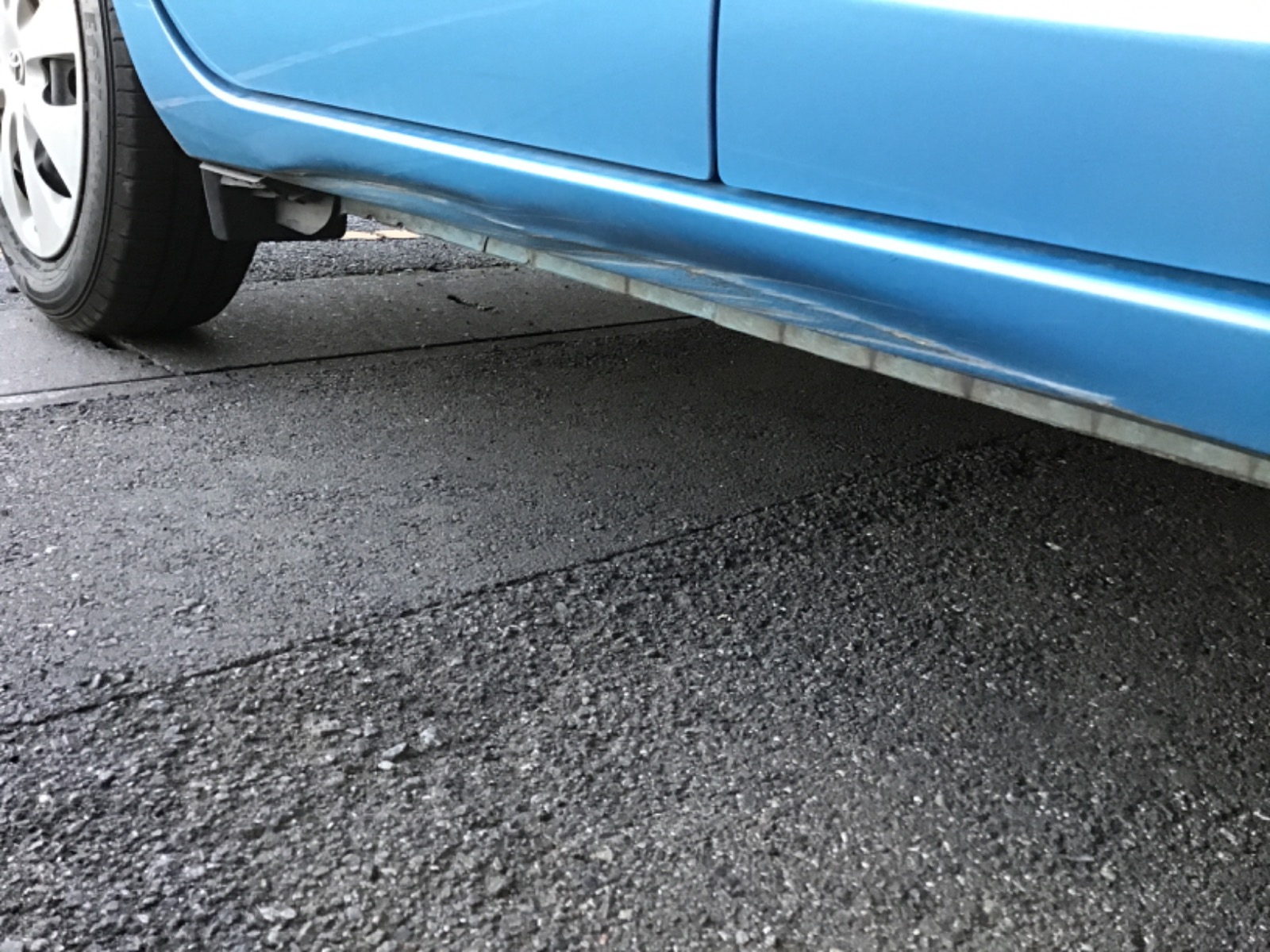 キズ・ヘコミ_23