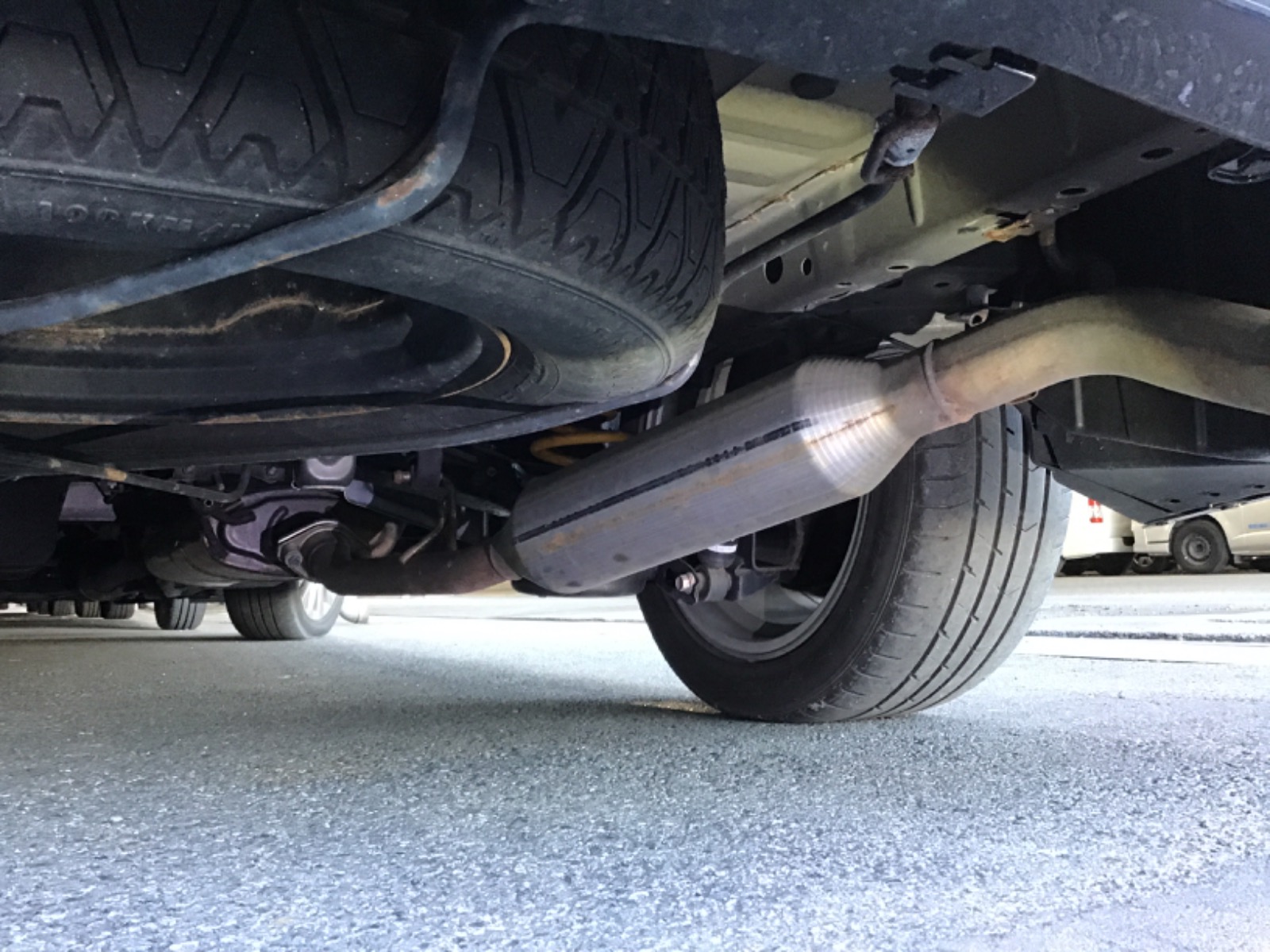 キズ・ヘコミ_64