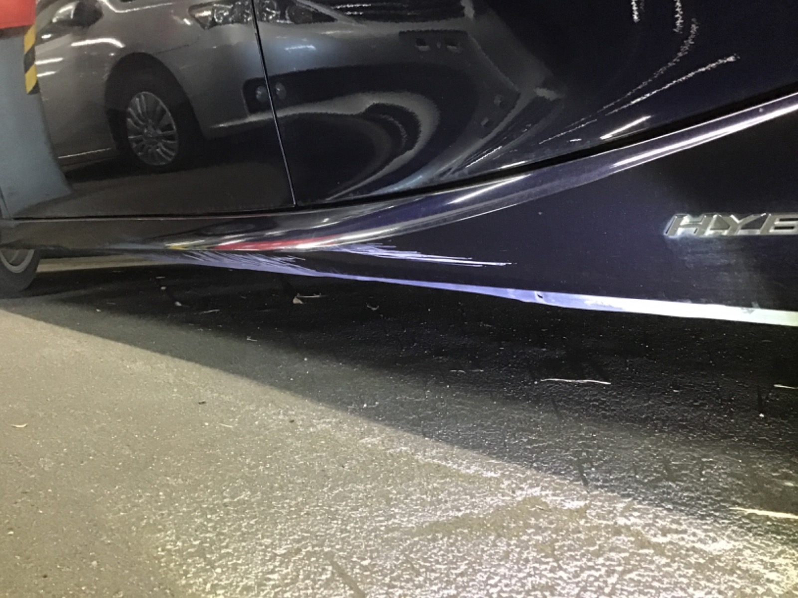 キズ・ヘコミ_21