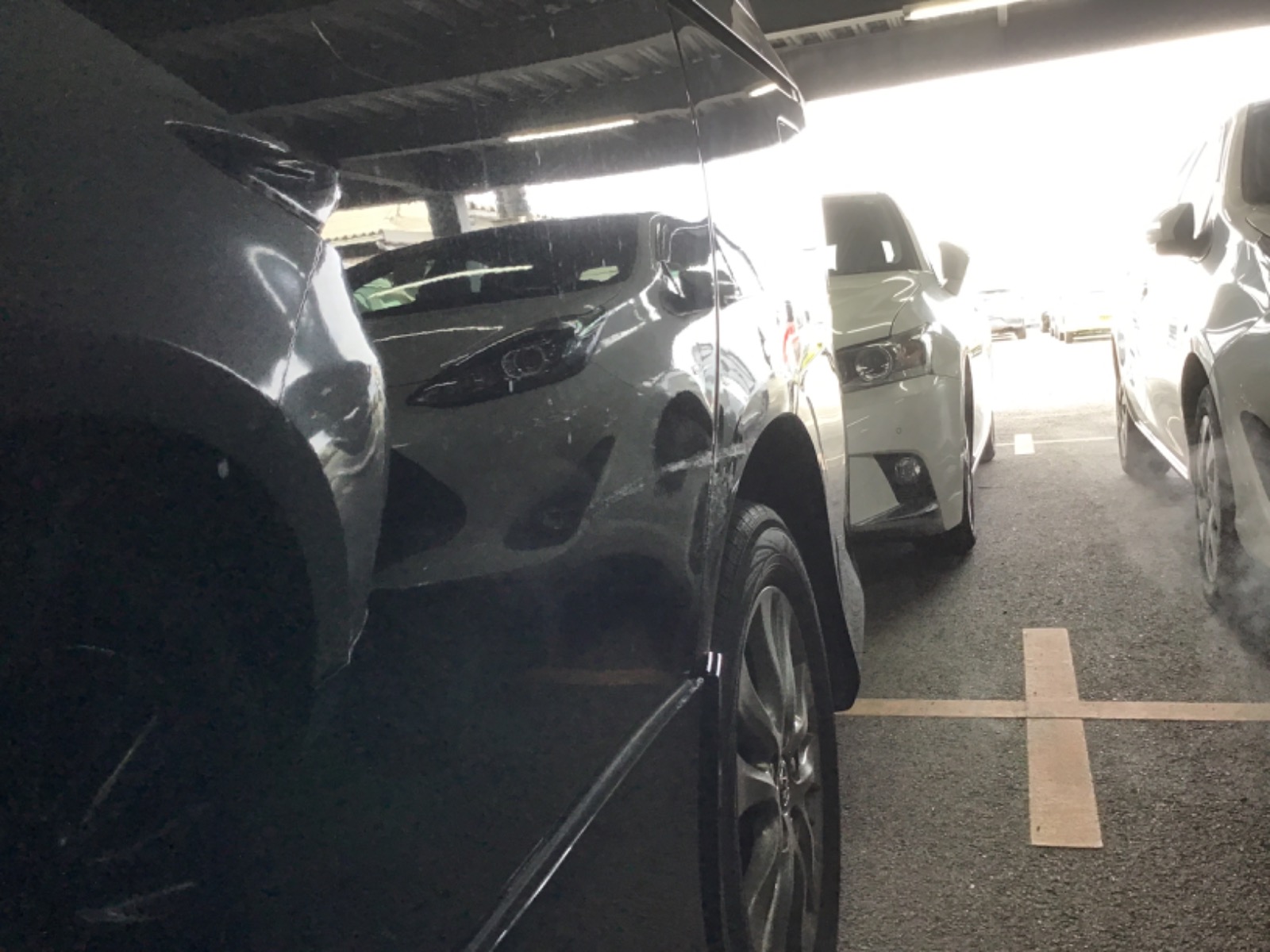 キズ・ヘコミ_25