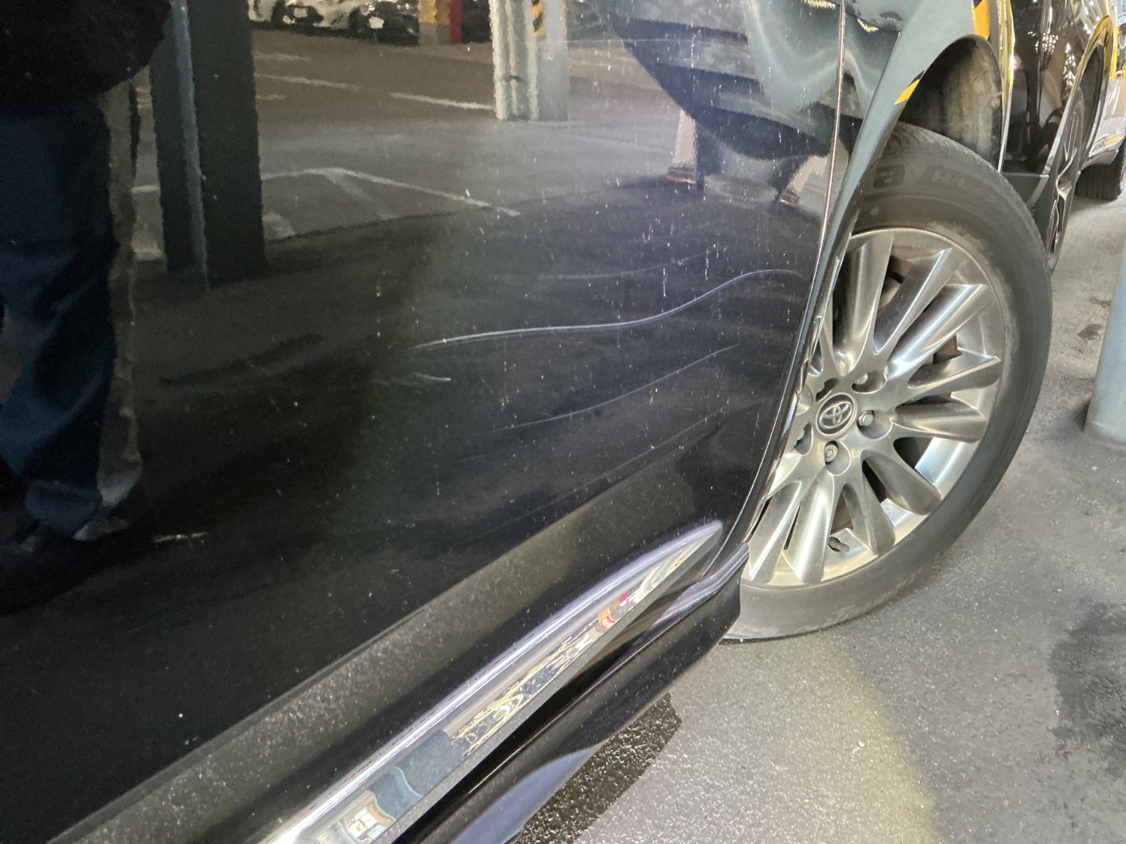 キズ・ヘコミ_18