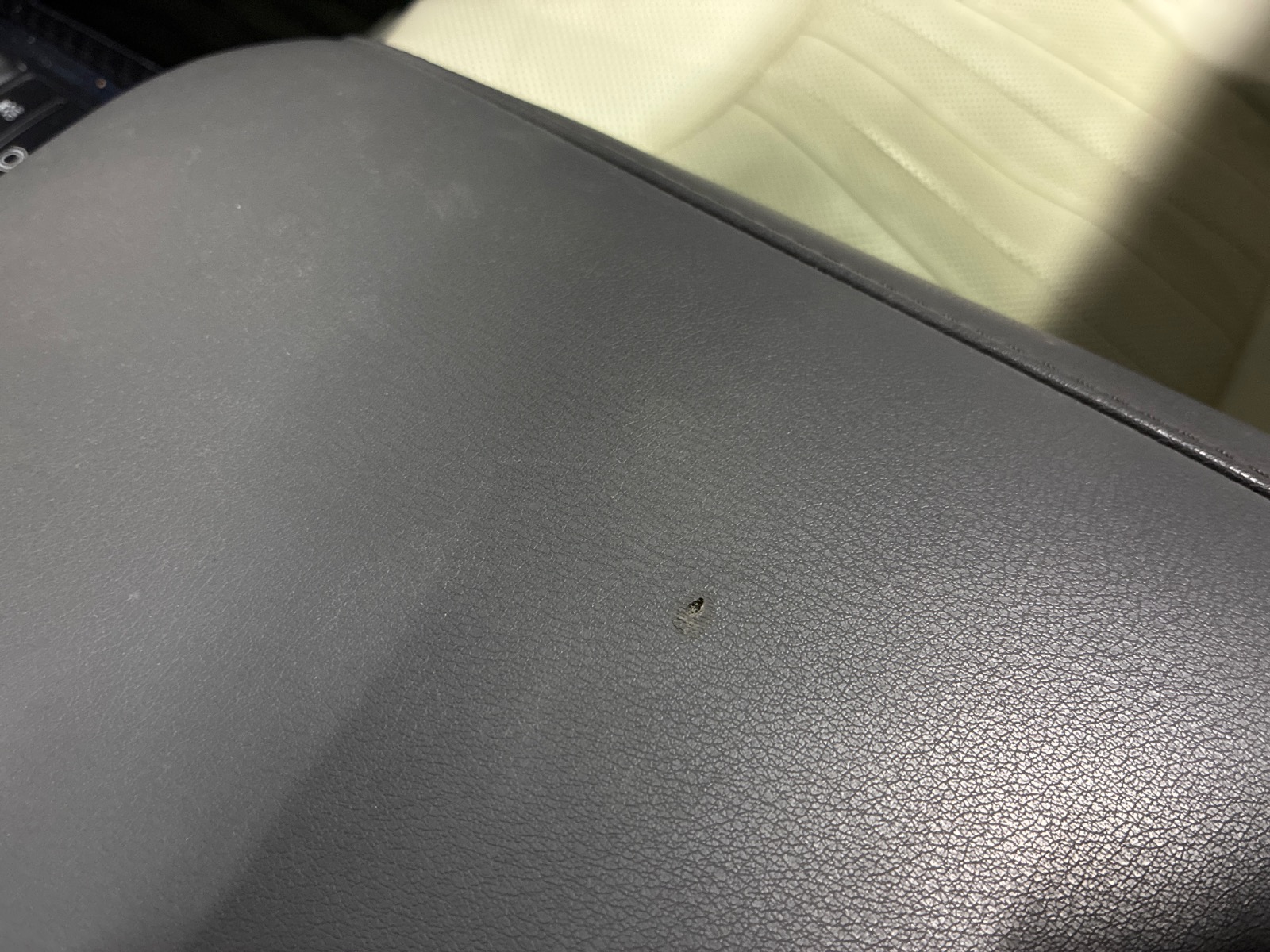 キズ・ヘコミ_64