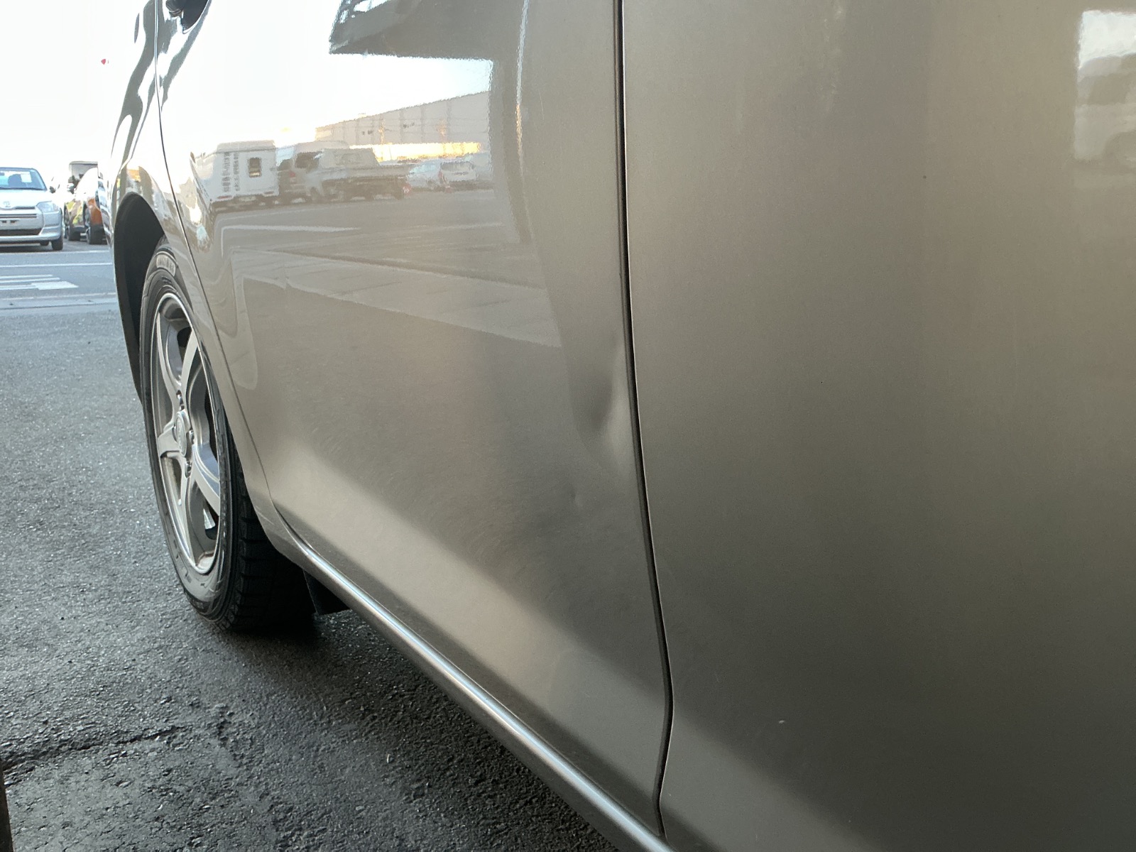 キズ・ヘコミ_26