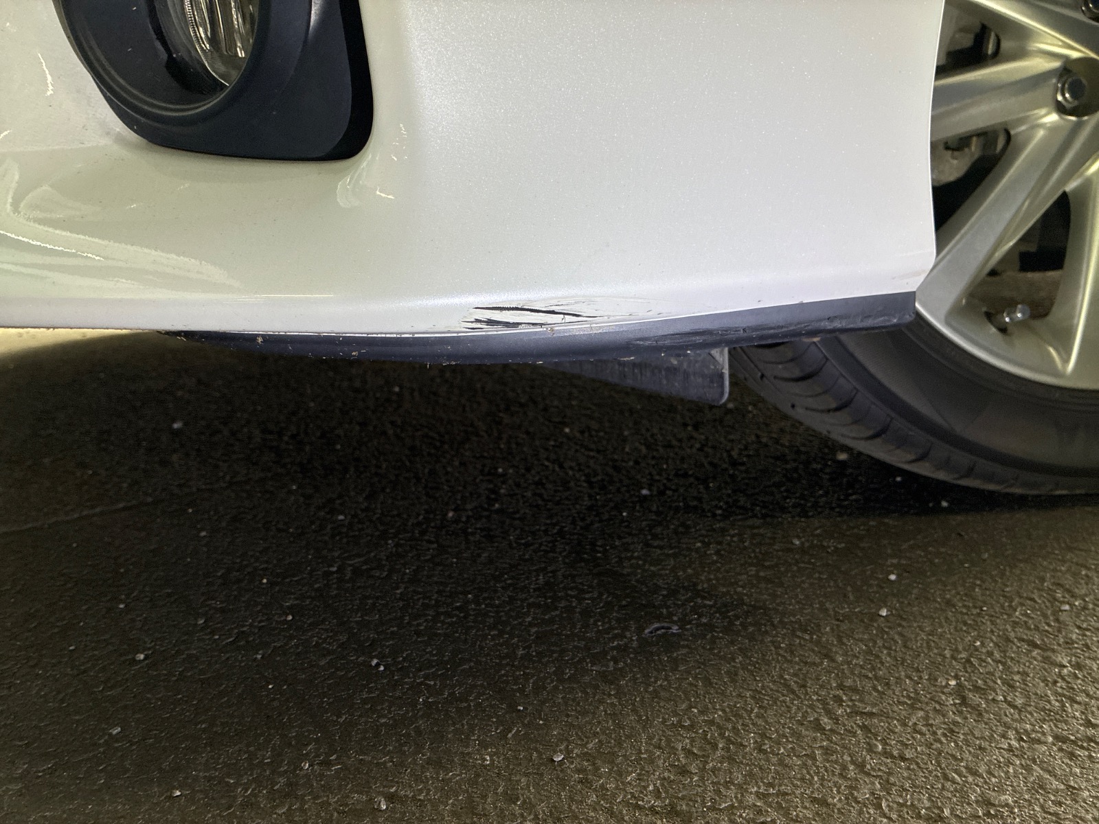 キズ・ヘコミ_05