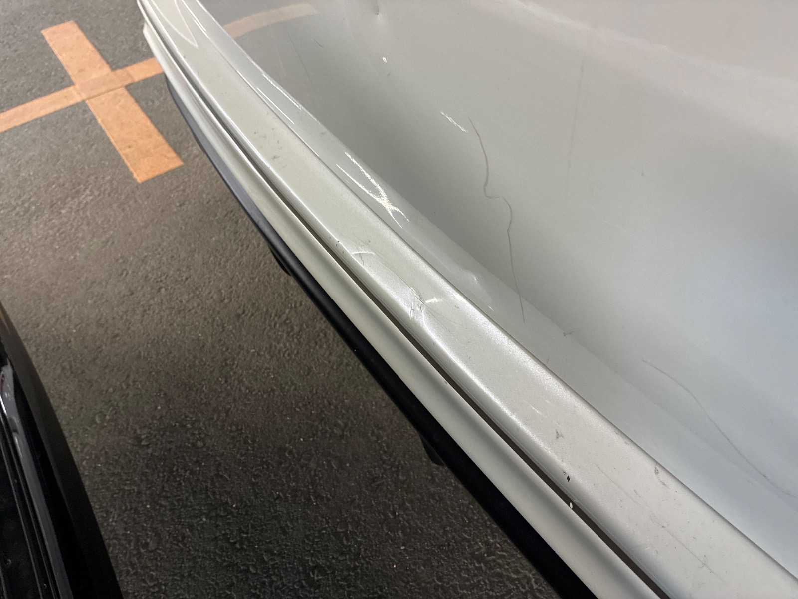 キズ・ヘコミ_56